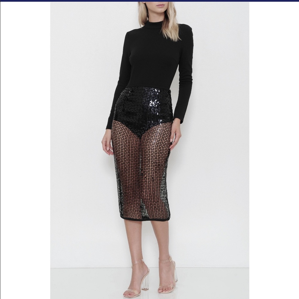 Sequin Midi Skirt Set-PRICED TO SELL NO OFFERS